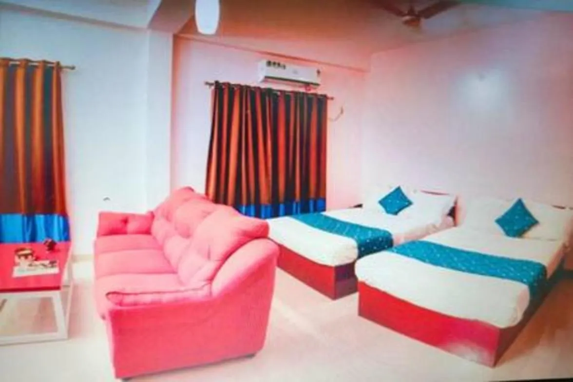Hotel Sulthan Deluxe Room Gv07305 Kochi India
